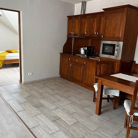 Cozy Apartment Брашов Экстерьер фото