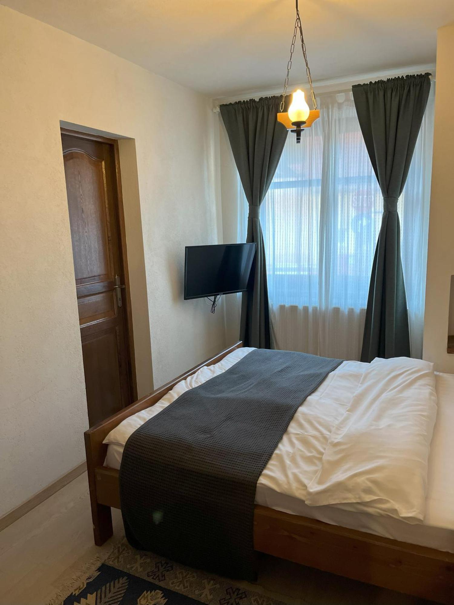 Cozy Apartment Брашов Экстерьер фото