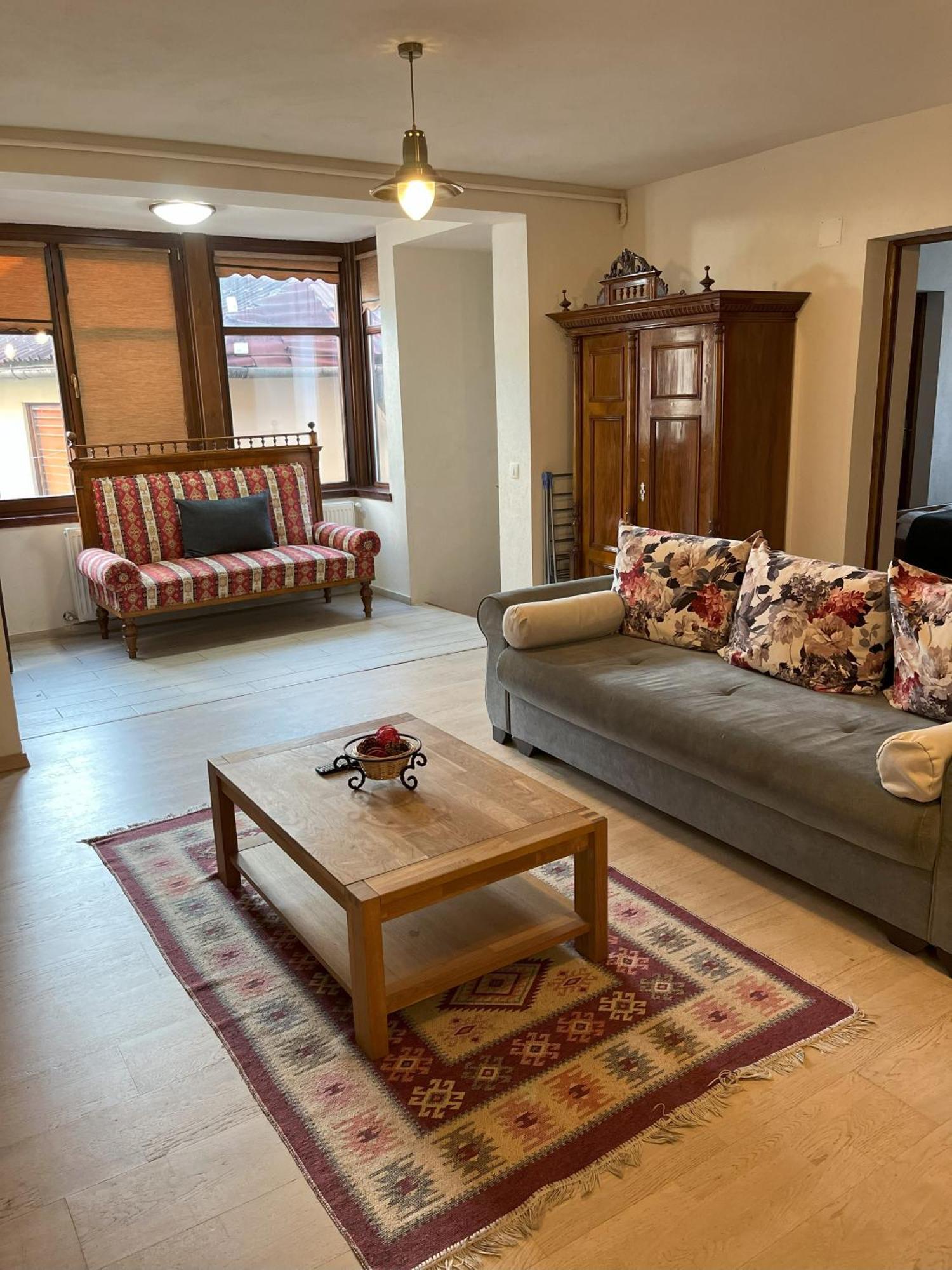 Cozy Apartment Брашов Экстерьер фото